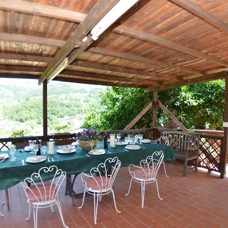 Villa Chiesina Uzzanese Sleeps 5 Pool Wifi