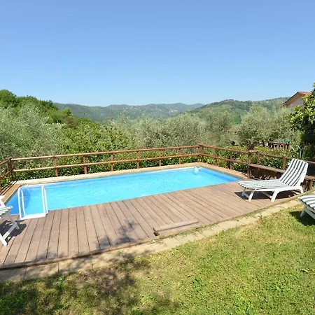 Villa Chiesina Uzzanese Sleeps 5 Pool Wifi